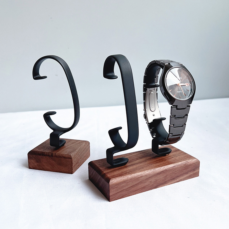Wooden C‑Shaped Jewelry Displa - огляд і ціна Jewelry And Watches Inc