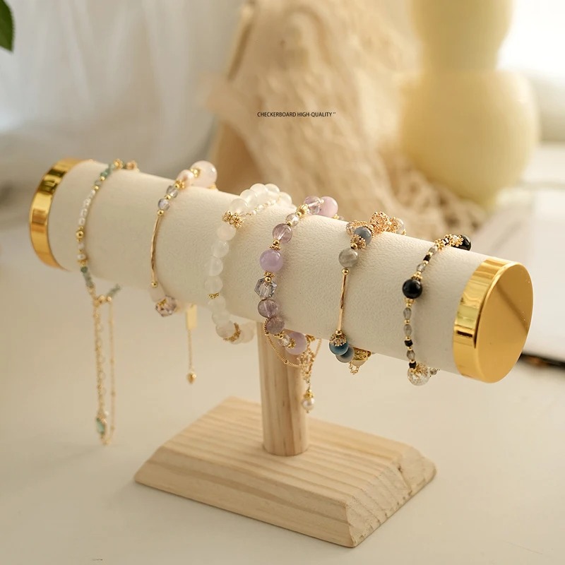 Wood Base T‑Bar Bracelet Displ - огляд і ціна Jewelry Shop Watches